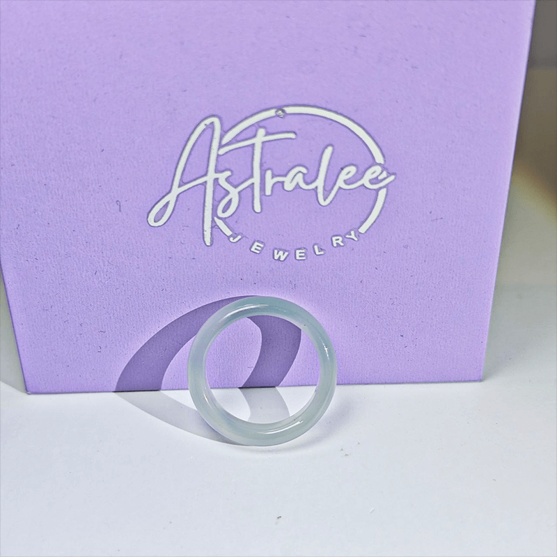 agate ring of green color